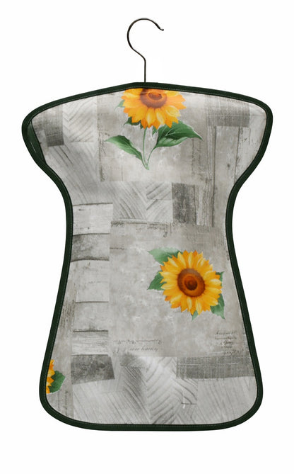 Apron Factory Klammerkleid Oilcloth GDR Style with Wooden Hanger 37 x 48 cm