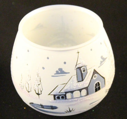 schöne Dekoration fürs Teelicht aus Glas in weiß für Weihnachten handbemalt