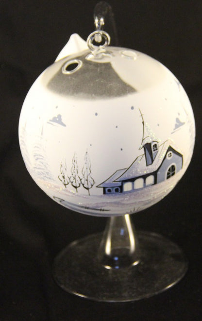 schöne Dekoration fürs Teelicht aus Glas in weiß für Weihnachten handbemalt