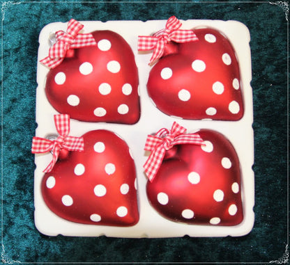 Christmas tree ornaments, Christmas baubles, glass figurines, pendants, tree decorations, handmade, mouth-blown, red/white, Christmas